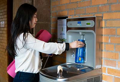 Water-Bottle-Filling-Station