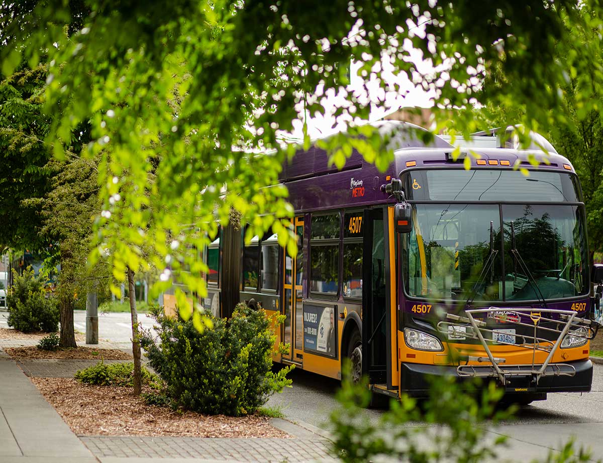 UW Bus